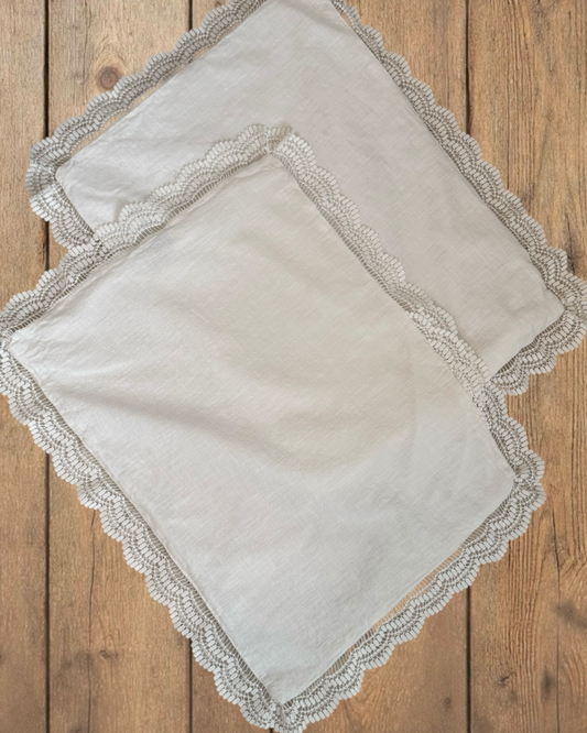 Lace Border Cotton Pillow Sham Set (Standard)