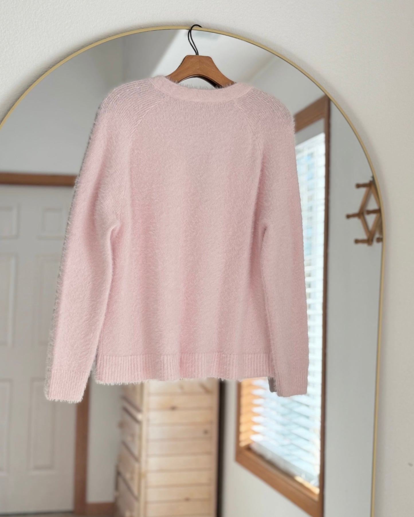 Fuzzy Cardigan Sweater (L)