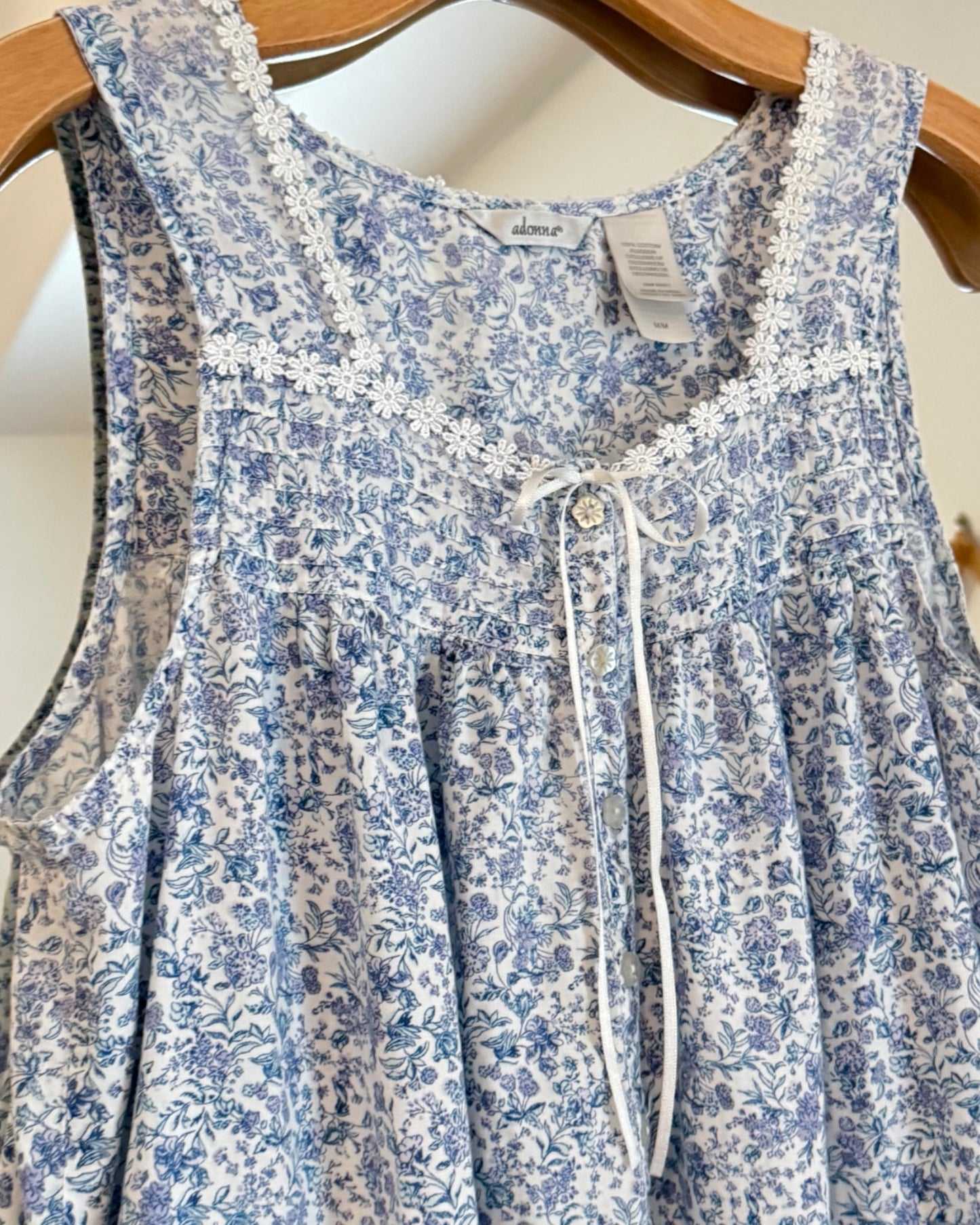 Vintage-Inspired Cotton Midi Gown w/ Lace & Ruffle Trim (M)