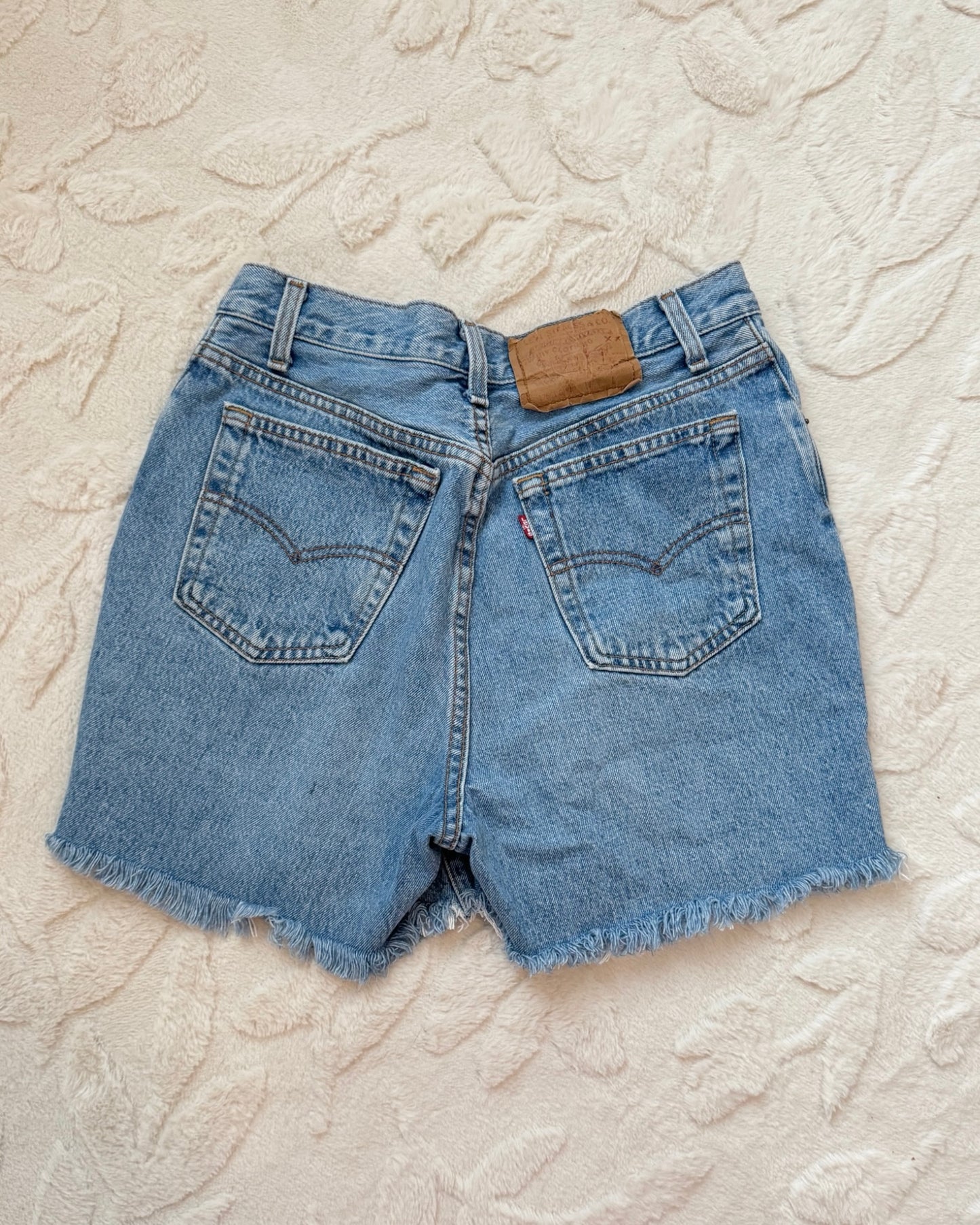 Vintage 501 Levi’s Denim Cutoff Shorts (27)