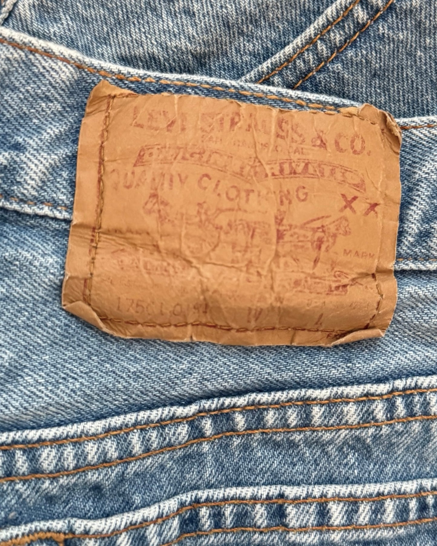 Vintage 501 Levi’s Denim Cutoff Shorts (27)