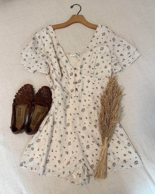 NEW Floral Ruffled Sleeve Romper (L)