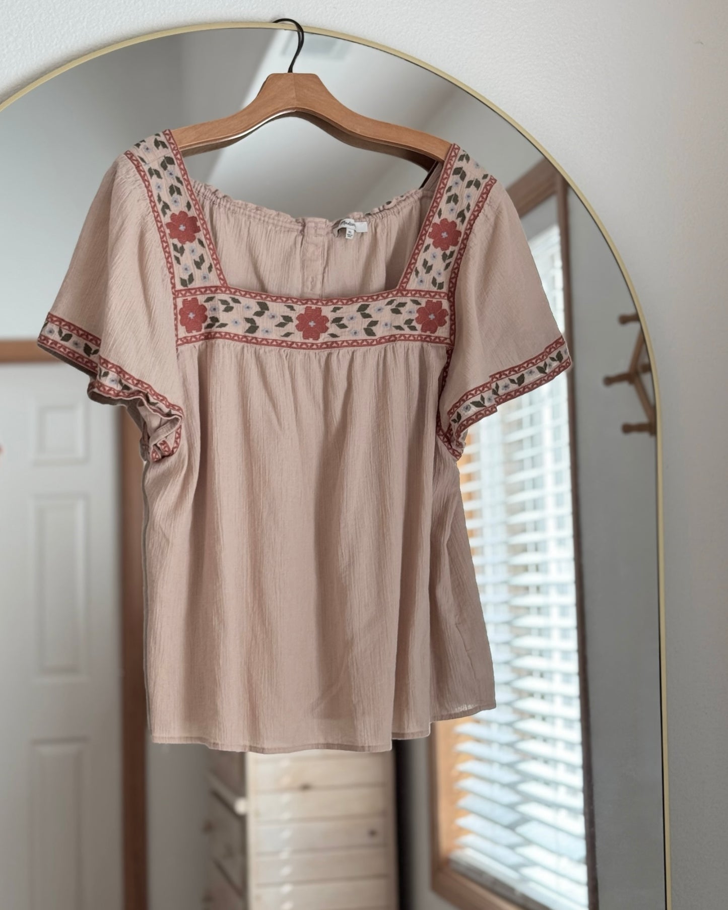 Madewell Crinkle Cotton Embroidered Boho Top (XL)