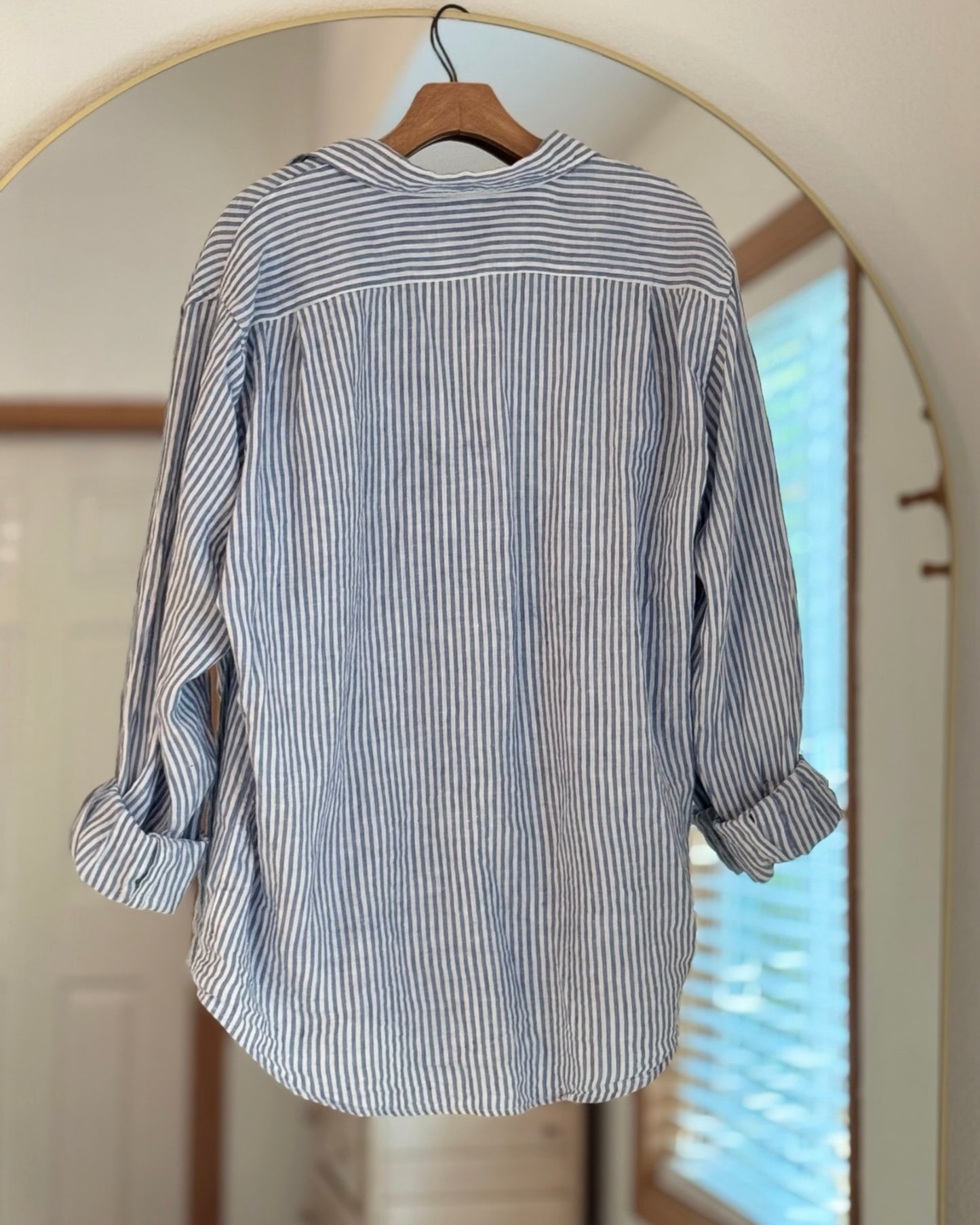 Linen Button Down Top (XL)