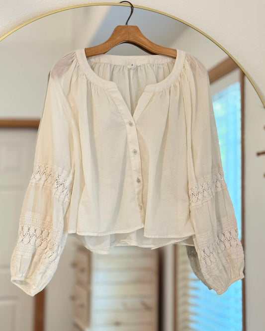 Crochet Sleeve Button Top (M/L)