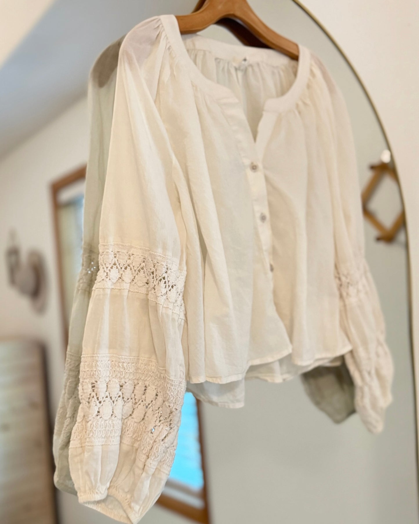 Crochet Sleeve Button Top (M/L)