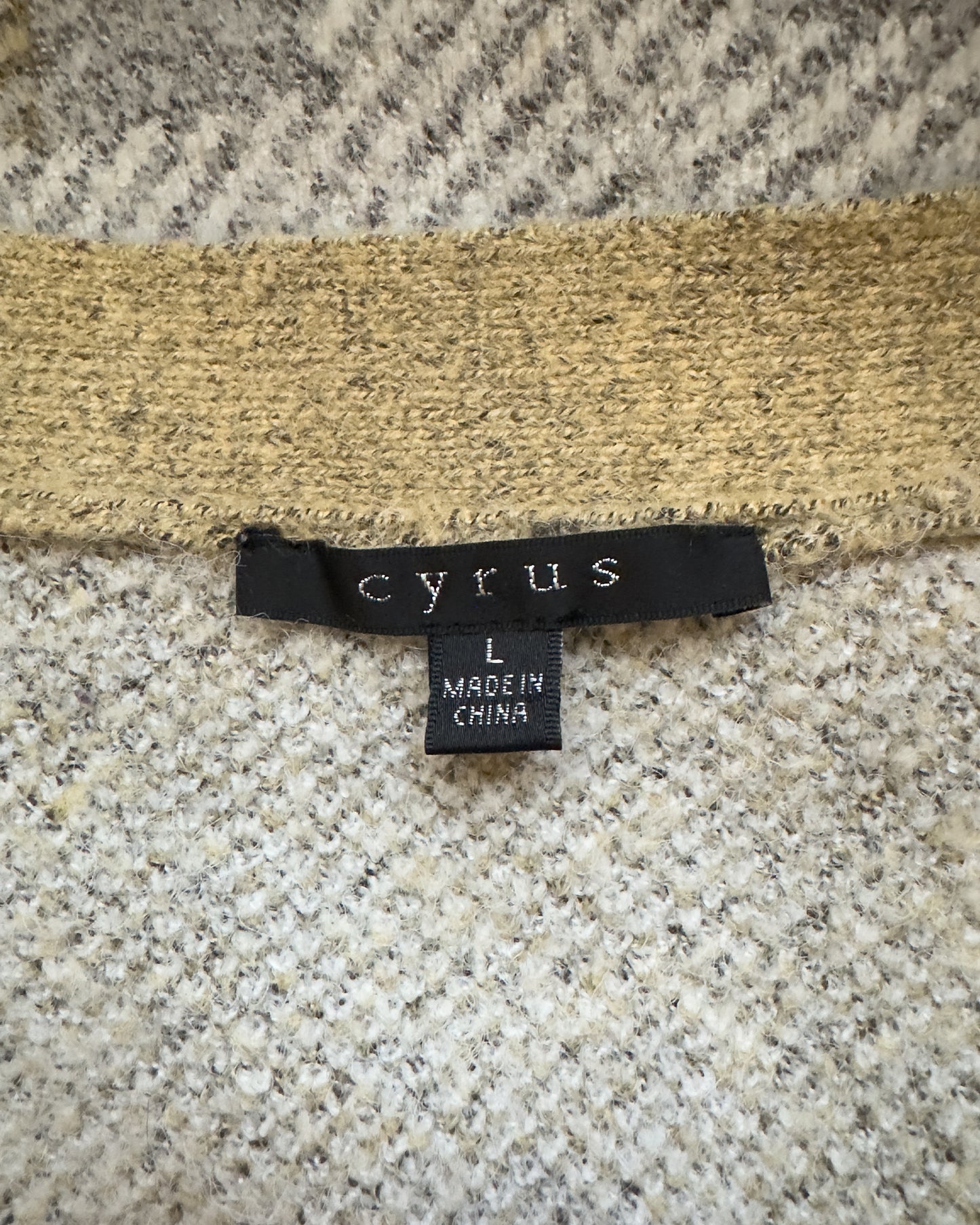 Cozy Grandpa-Core Cardigan (L)