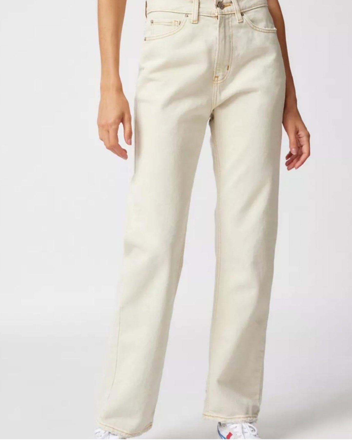 BDG High Waist Distressed Cowboy Jean (30)